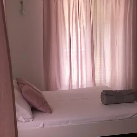 La Maison B&B 파바라